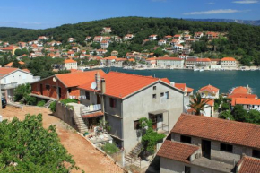 Apartments with a parking space Jelsa, Hvar - 8746